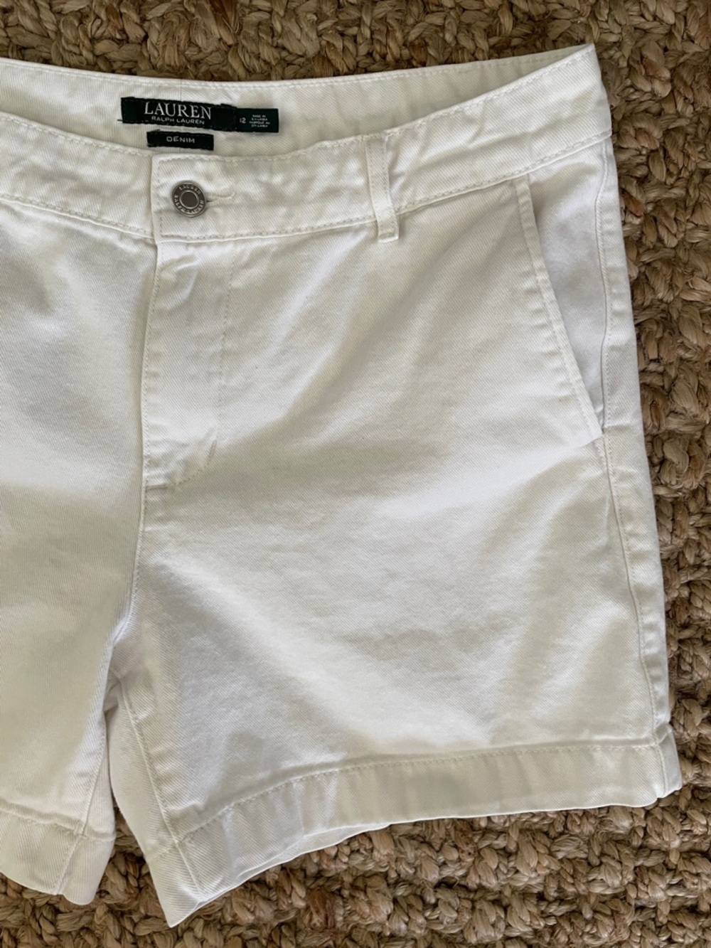 Lauren Ralph Lauren White Denim Shorts Size 12 Classic Flat Front Summer - Picture 4 of 8